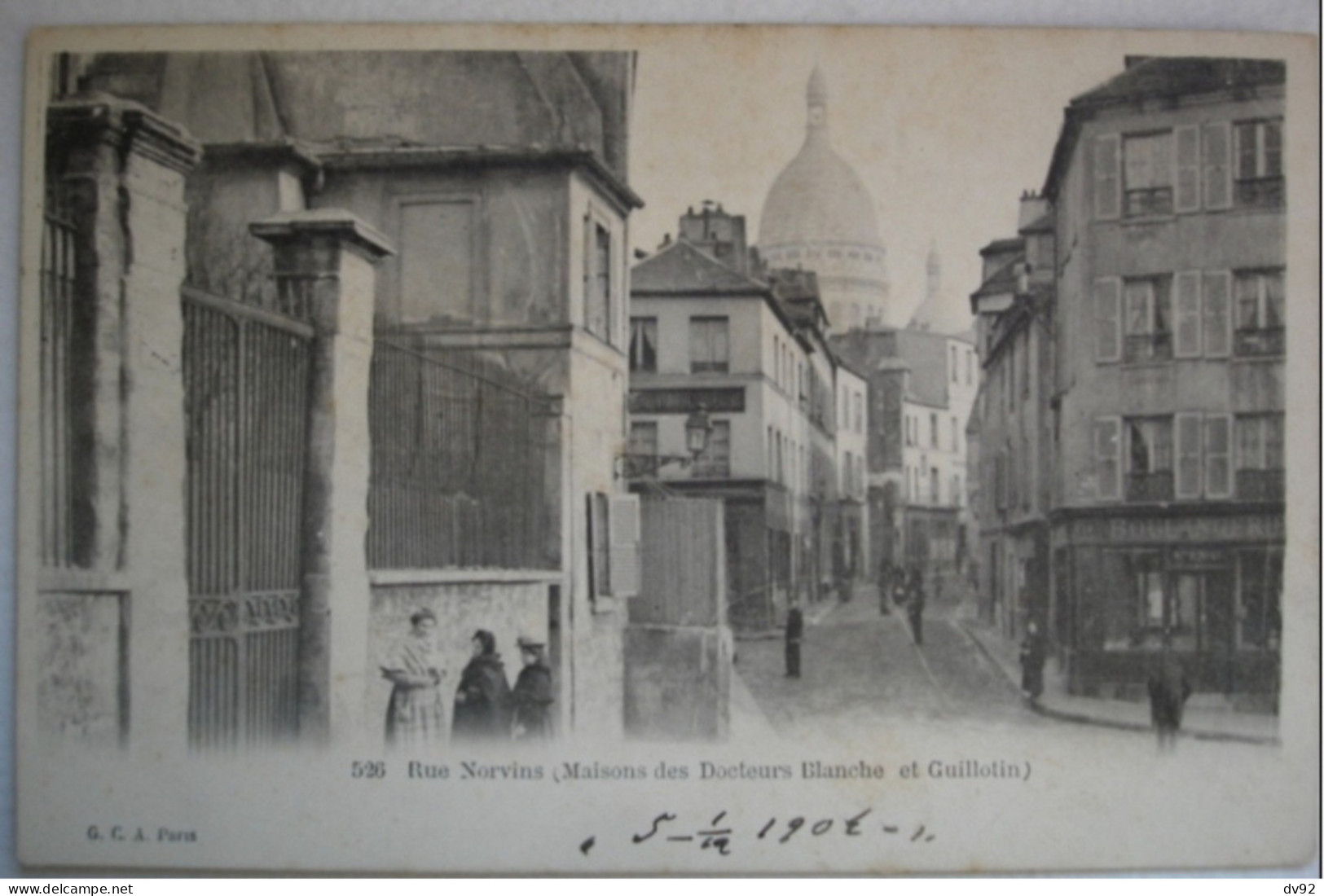 PARIS RUE NORVINS - Paris (18)