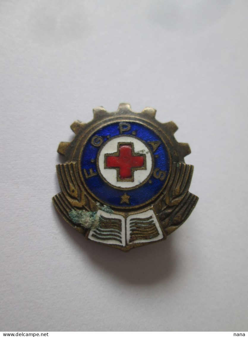 Roumanie Insigne Defense De La Sante Vers 1950/Romanian Health Defense Badge 1950s,diam:24 Mm - Altri & Non Classificati