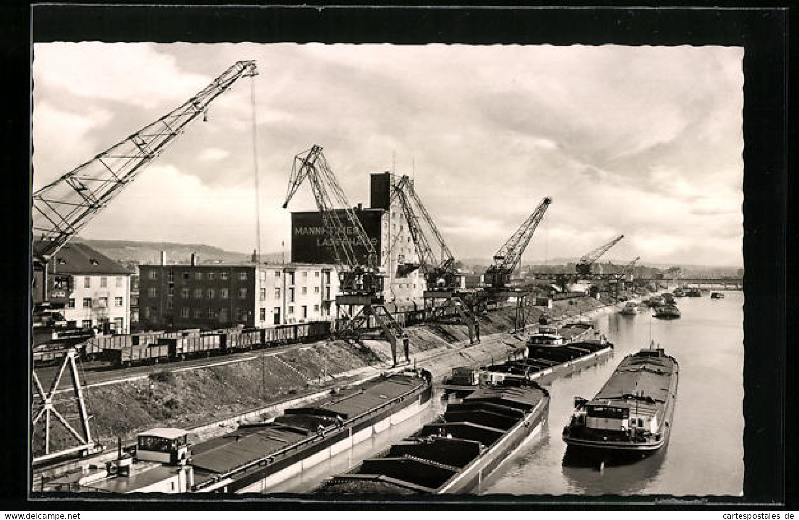 AK Heilbronn A. N., Kanalhafen Mit Mannheimer Lagerhaus  - Mannheim