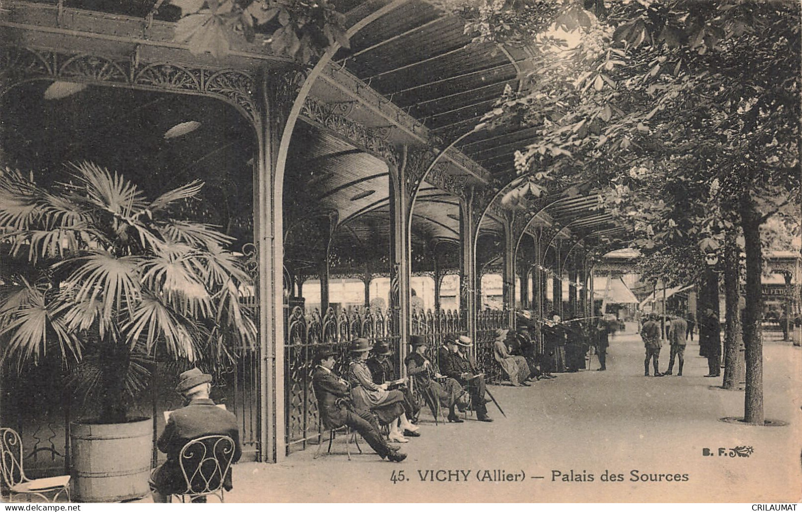 03-VICHY-N°T5277-C/0127 - Vichy