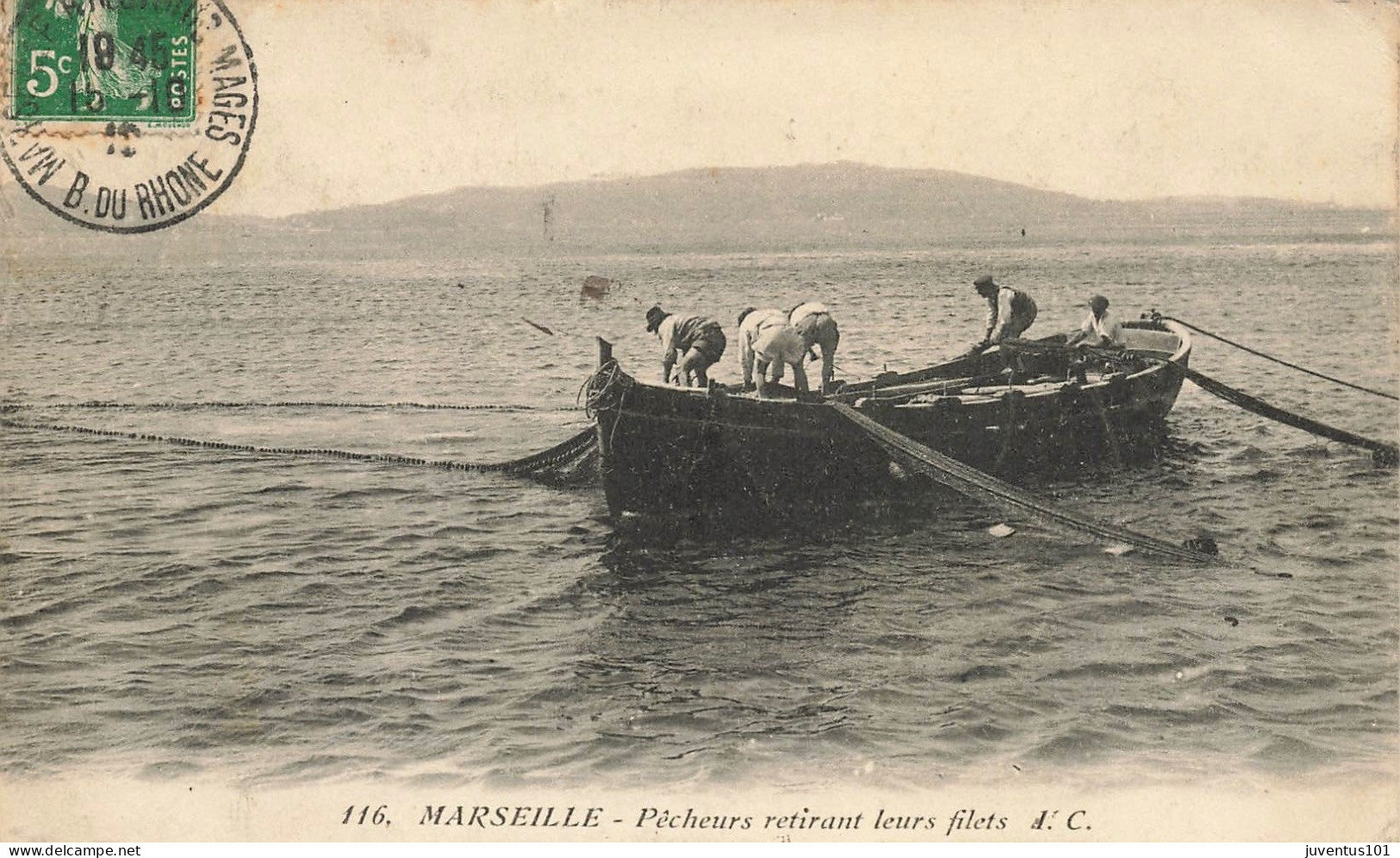 CPA Marseille-Pêcheurs Retirant Leurs Filets-116-Timbre     L2909 - Non Classés