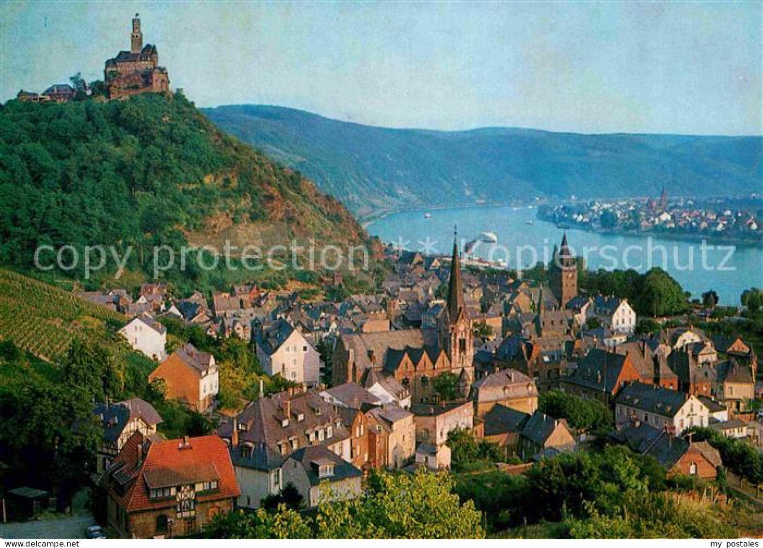 72852824 Braubach Rhein Panorama Blick Ueber Den Rhein Mit Der Marksburg Braubac - Braubach