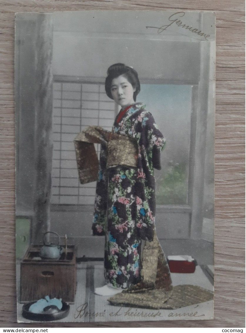 Japon FEMME EN COSTUME TRADITIONNEL  DEBUT 1900 CIRCULE - Kyoto