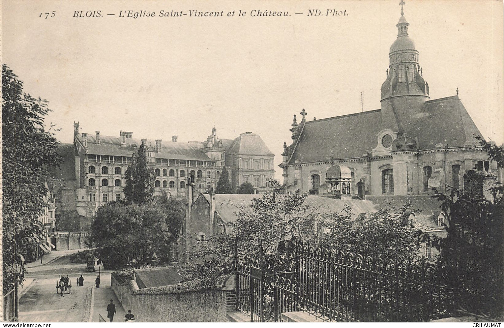 41-BLOIS L EGLISE SAINT VINCENT ET LE CHÂTEAU-N°T5280-B/0373 - Blois