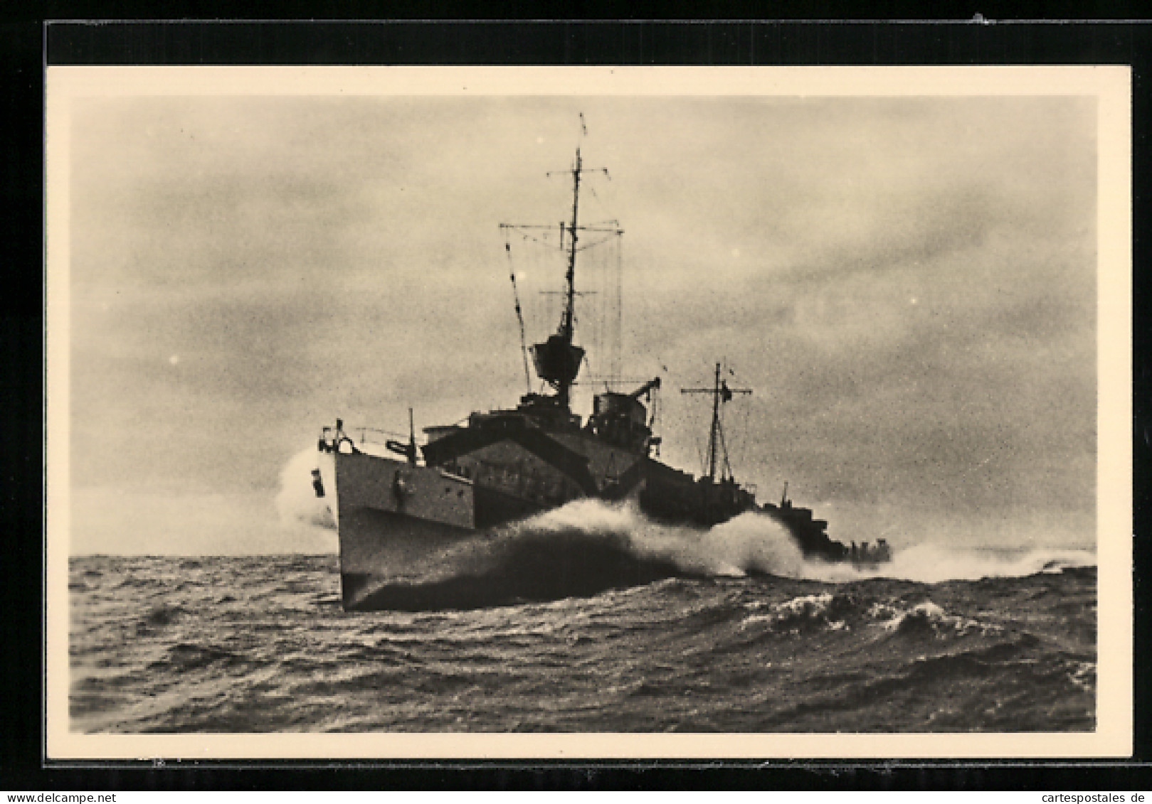 AK Kriegsmarine Torpedoboot In Hoher Fahrt  - Krieg