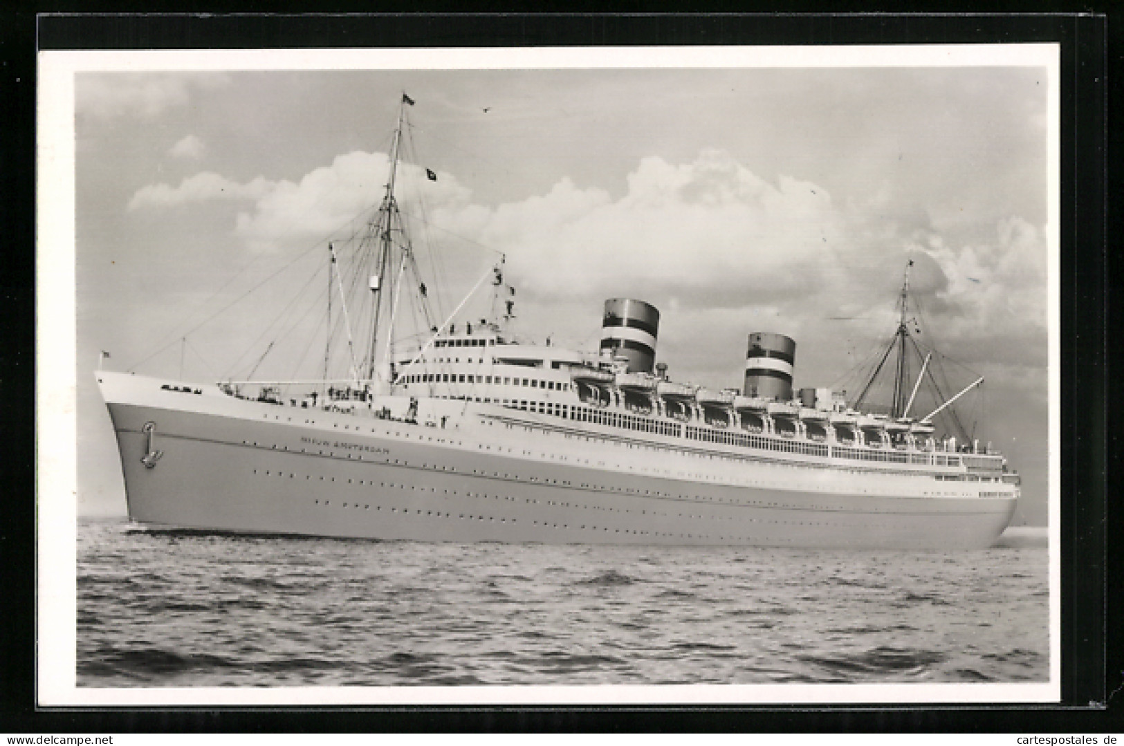 AK Passagierschiff SS. Nieuw Amsterdam Auf Dem Meer  - Steamers