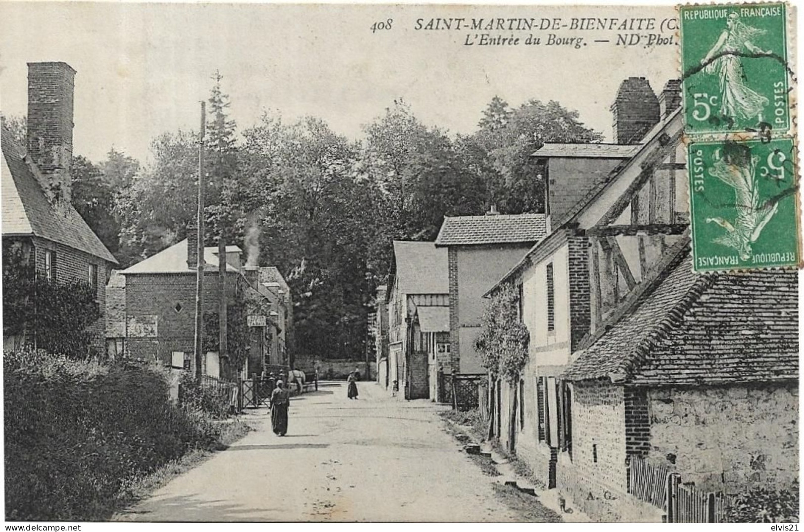 SAINT MARTIN DE BIENFAITE L' Entrée Du Bourg - Autres & Non Classés