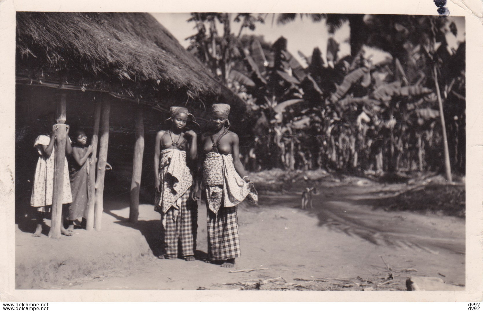 GUINEE JEUNES FILLES SOUSSOUX - Guinée