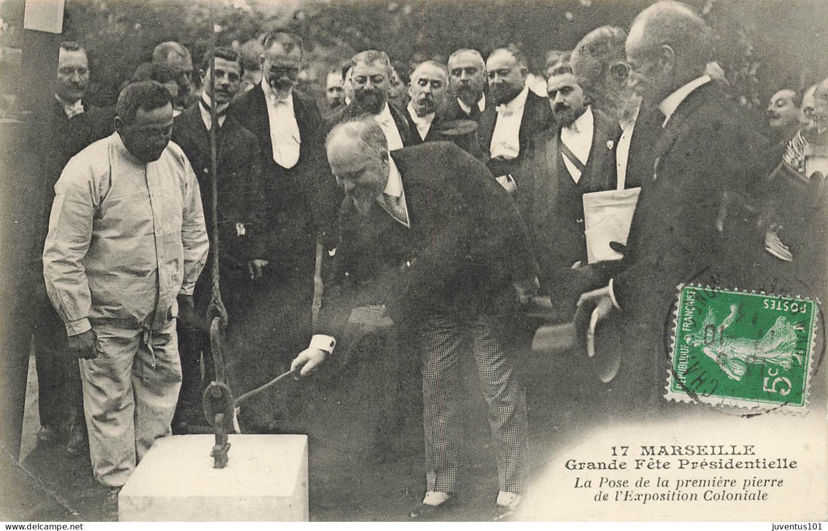 CPA Marseille-Grande Fête Présidentielle-17-Timbre     L2909 - Non Classés