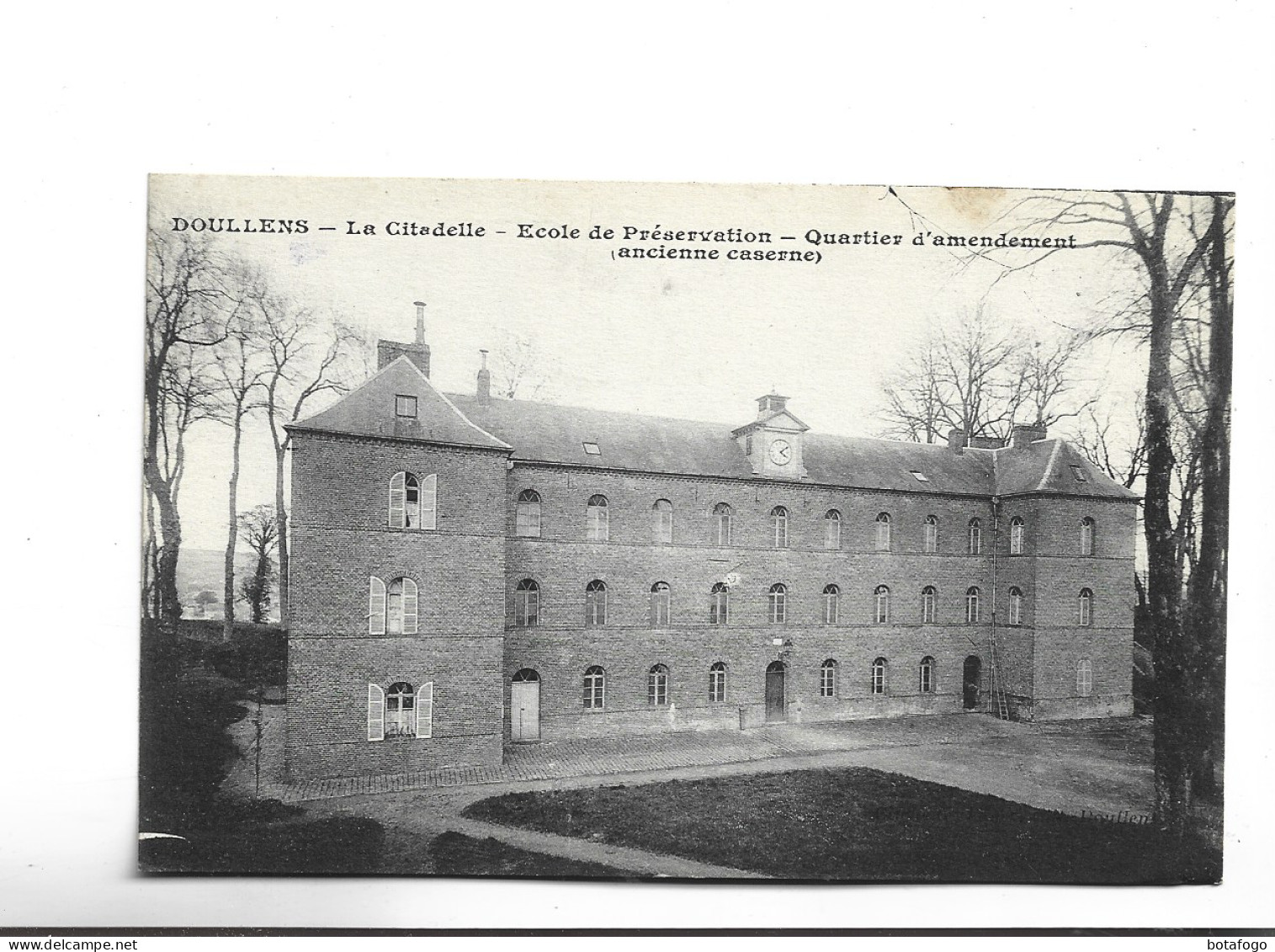 CPA DPT80 DOULLENS,  LA CITADELLE, ECOLE DE PRESERVATION En 1915! - Doullens
