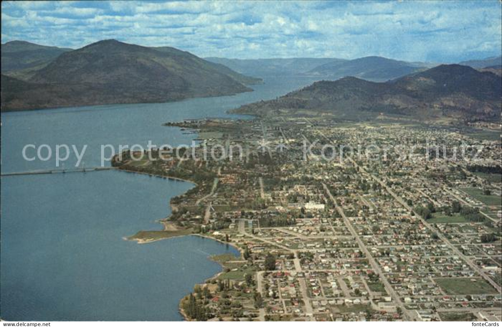 72415847 Kelowna Fliegeraufnahme Canadas Apple Capital Kelowna - Zonder Classificatie