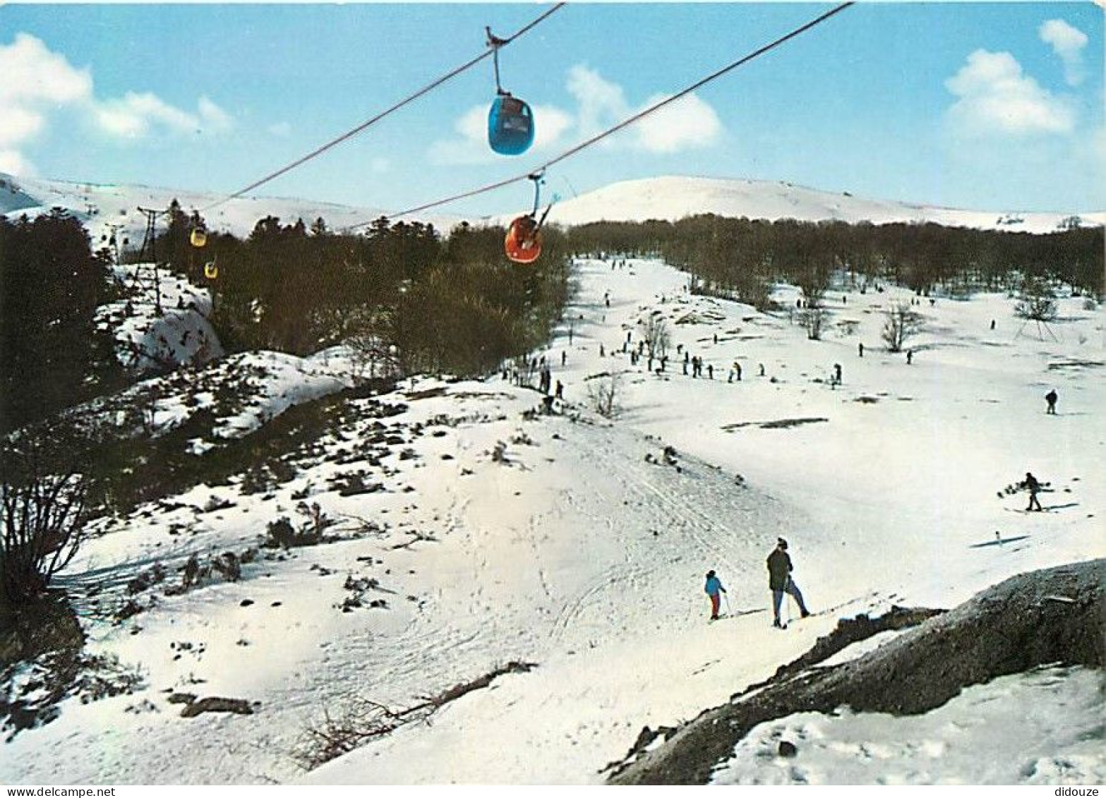 63 - Super Besse - Les Pistes Et Le Télé-Cabine - Téléphérique - Hiver - Neige - CPM - Carte Neuve - Voir Scans Recto-Ve - Besse Et Saint Anastaise