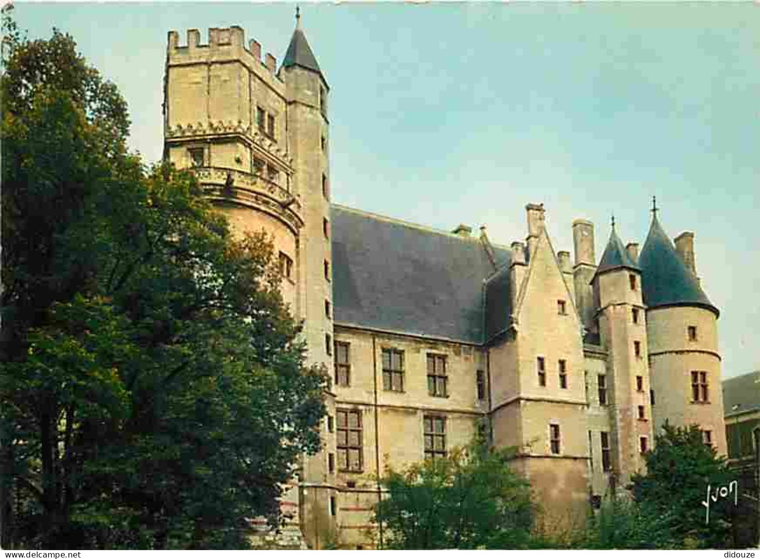 18 - Bourges - Le Palais Jacques Coeur - CPM - Voir Scans Recto-Verso - Bourges