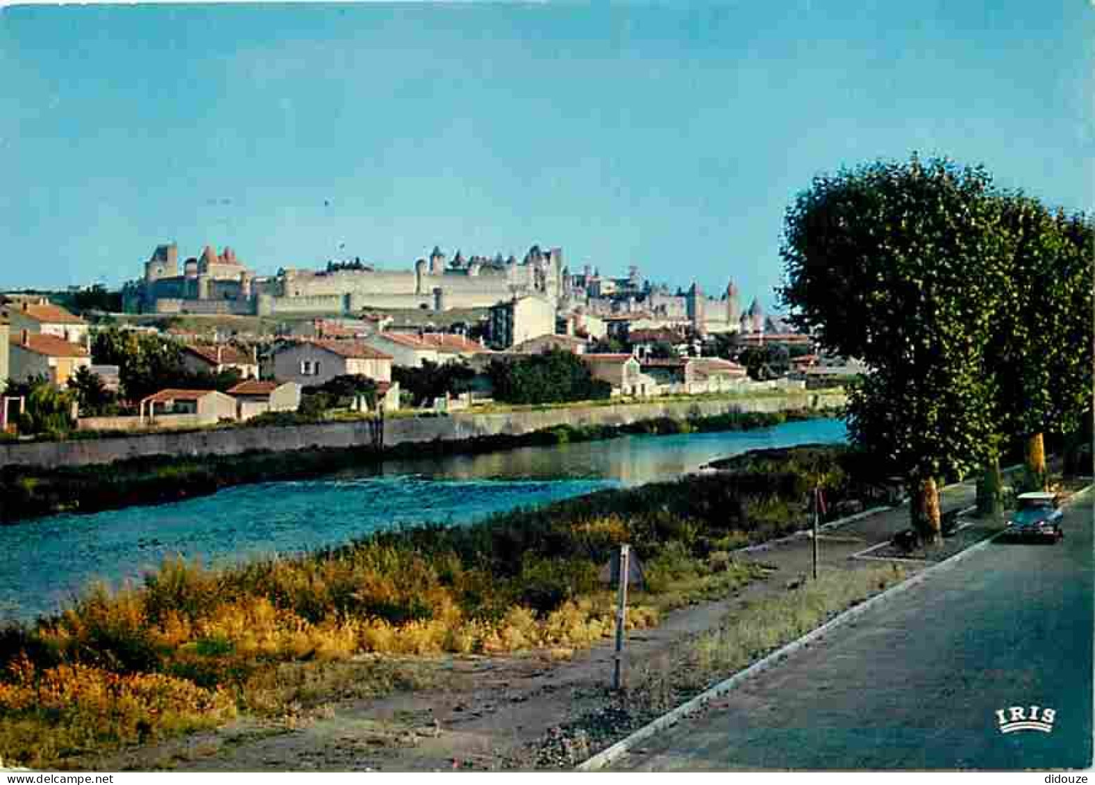 11 - Carcassonne - La Cité Médiévale - Vue Générale Et Les Rives De L'Aude - Carte Neuve - CPM - Voir Scans Recto-Verso - Carcassonne