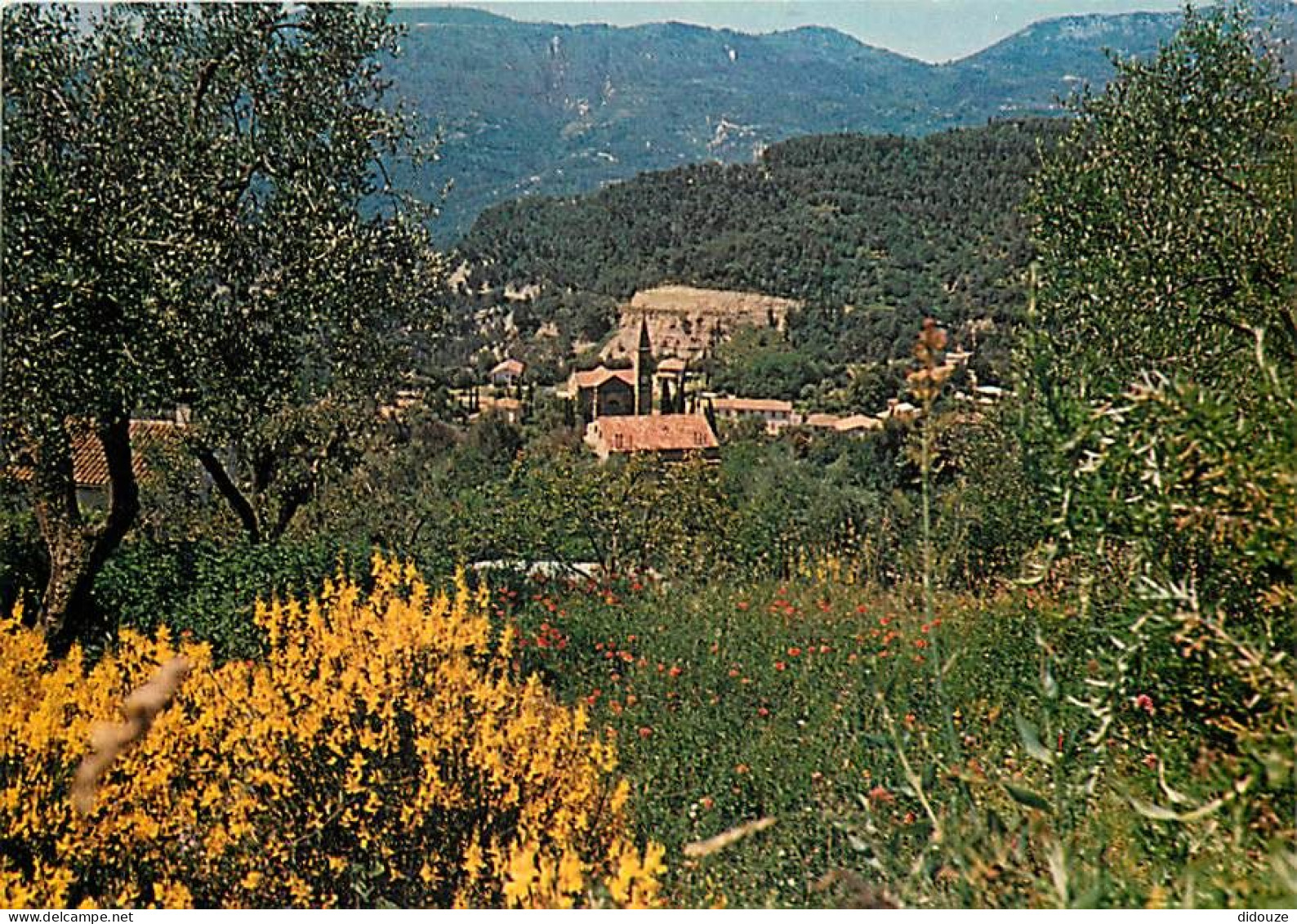 06 - Sclos De Contes - Vue Générale, Au Fond Chateauneuf De Contes Et Le Col - CPM - Carte Neuve - Voir Scans Recto-Vers - Sonstige & Ohne Zuordnung