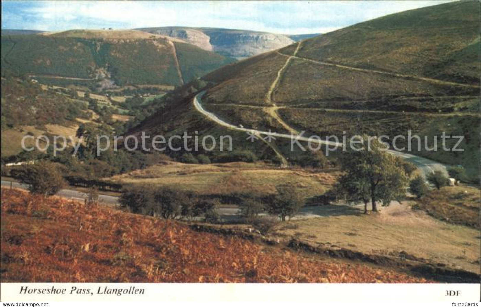 72414610 Llangollen Horseshoe Pass Landscape Llangollen - Autres & Non Classés