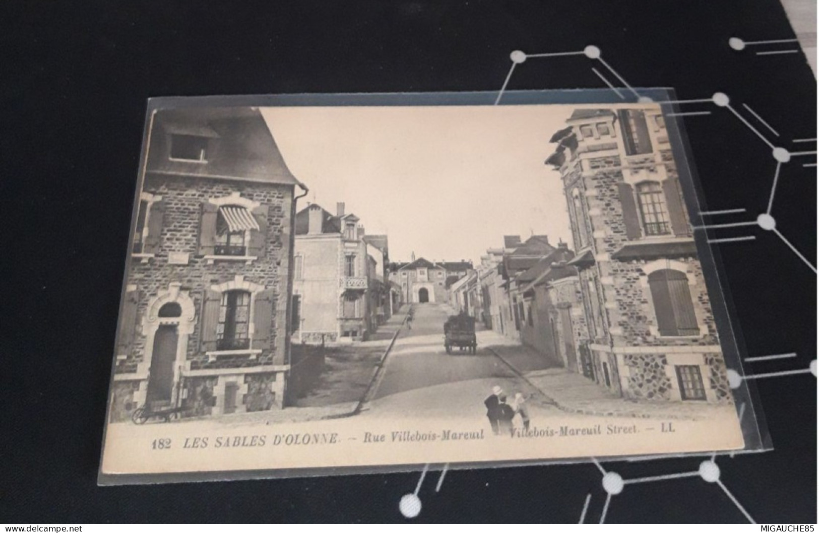 Carte Postale   N182   LES SABLES D OLONNE Rue Villebois Mareuil - Sables D'Olonne