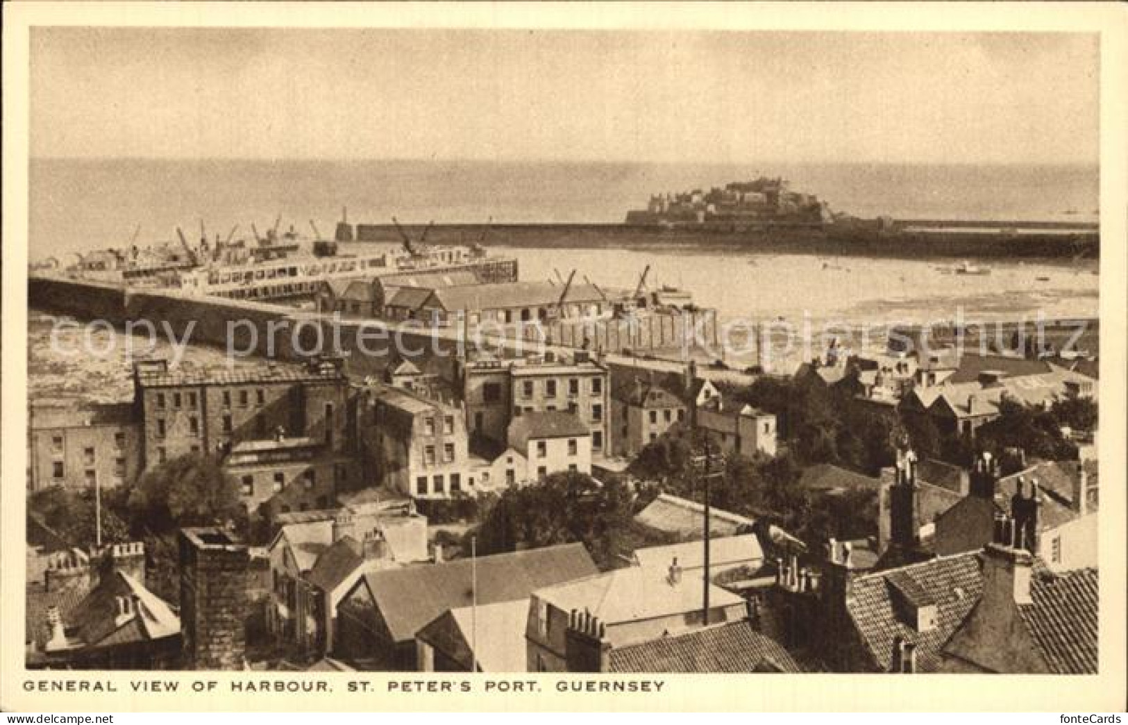 72474753 Guernsey Channel Islands General View Of Harbour St Peters Port Guernse - Altri & Non Classificati