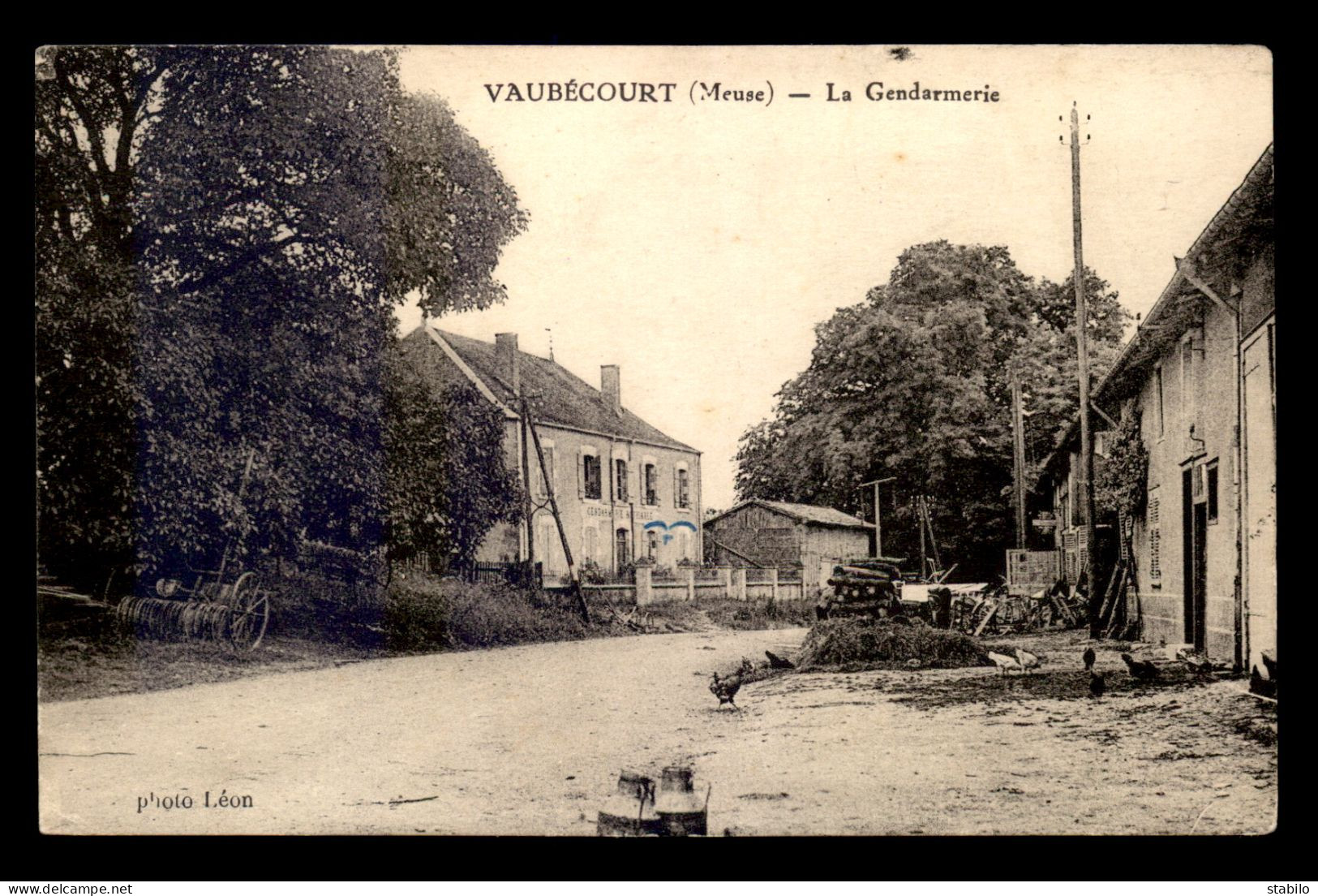 55 - VAUBECOURT - LA GENDARMERIE - EDITEUR LEON - Altri & Non Classificati