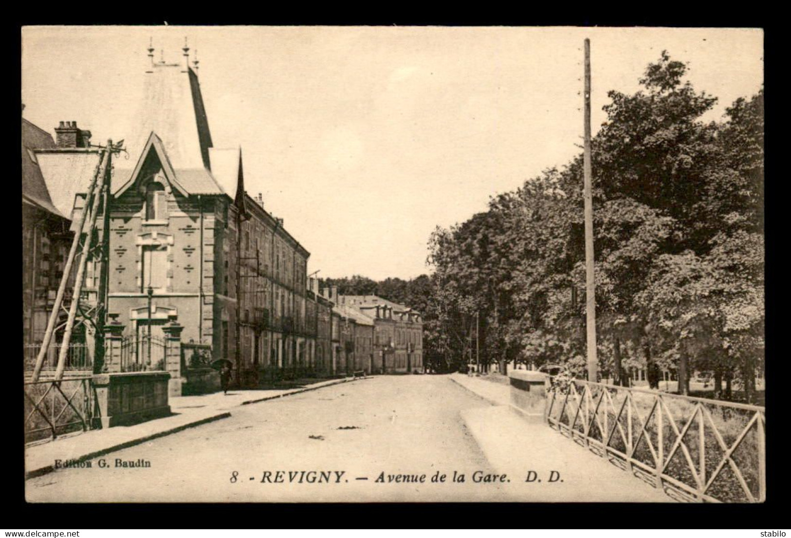 55 - REVIGNY-SUR-ORNAIN - AVENUE DE LA GARE - EDITEUR BAUDIN - Revigny Sur Ornain