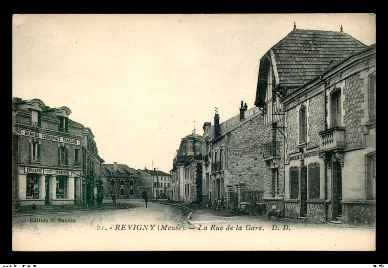 55 - REVIGNY-SUR-ORNAIN - LA RUE DE LA GARE - EDITEUR BAUDIN - Revigny Sur Ornain