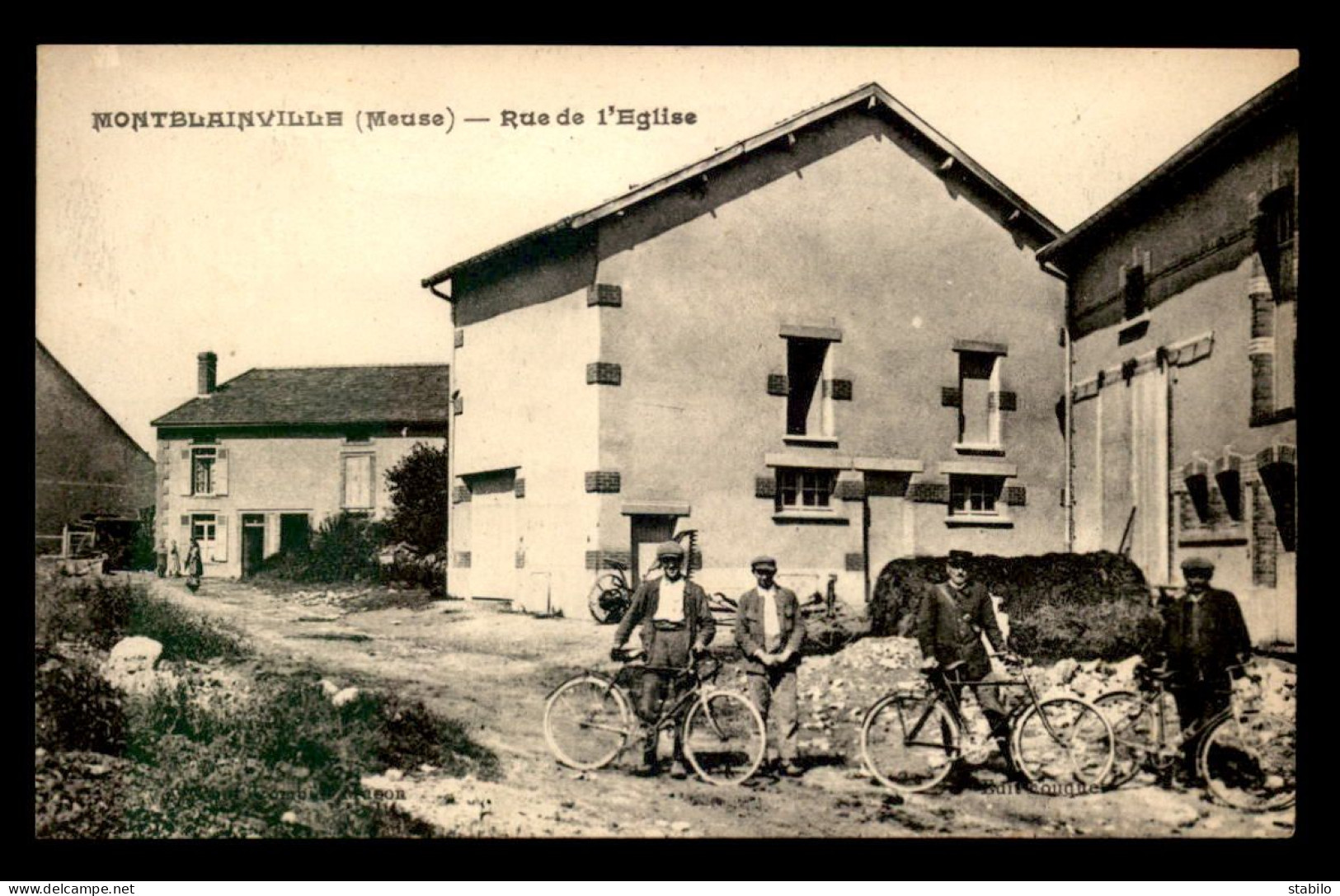 55 - MONTBLAINVILLE - FACTEUR RUE DE L'EGLISE - EDITEUR  FOUQUE - Andere & Zonder Classificatie