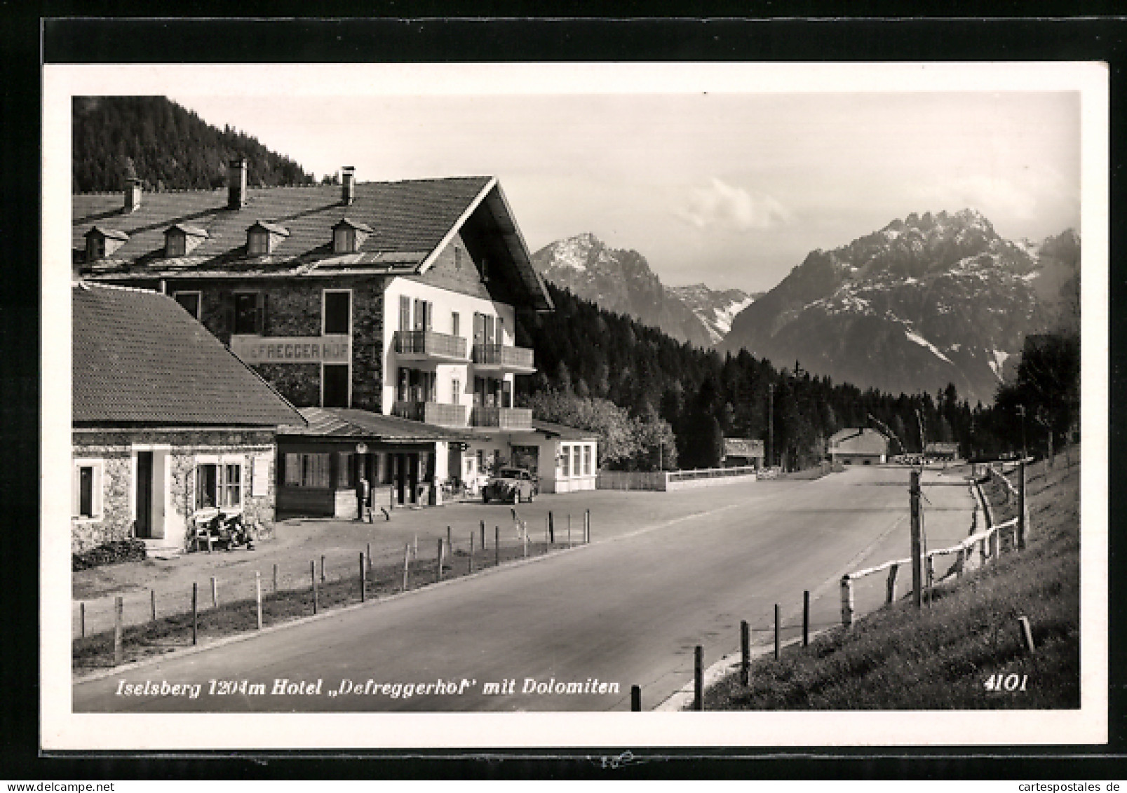 AK Iselsberg, Hotel Defreggerhof Mit Dolomiten  - Autres & Non Classés