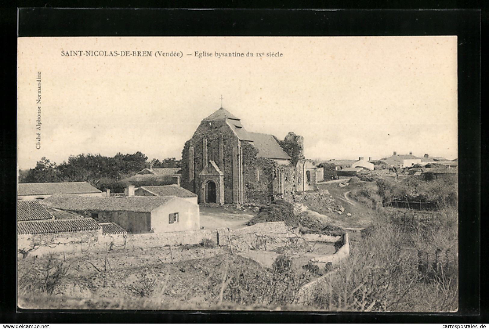 CPA Saint Nicolas-de-Brem, Eglise Bysantine  - Autres & Non Classés