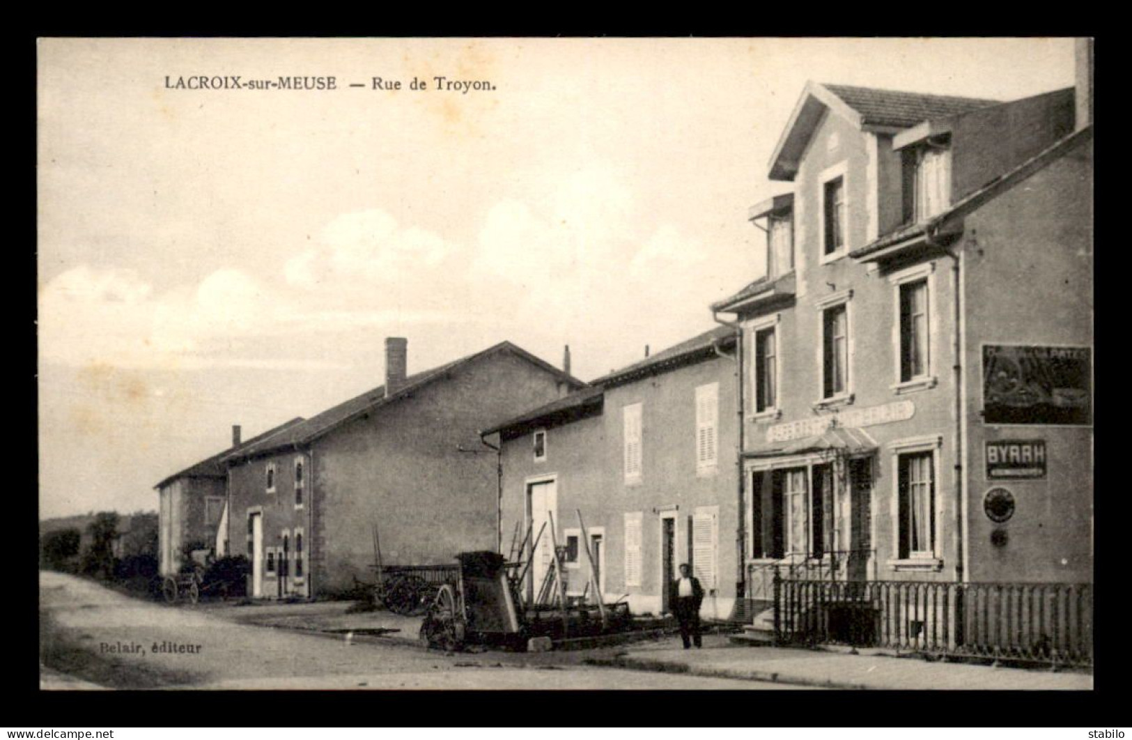 55 - LACROIX-SUR-MEUSE - RUE DE TROYON  - CAFE-RESTAURANT BELAIR - EDITEUR BELAIR - Autres & Non Classés