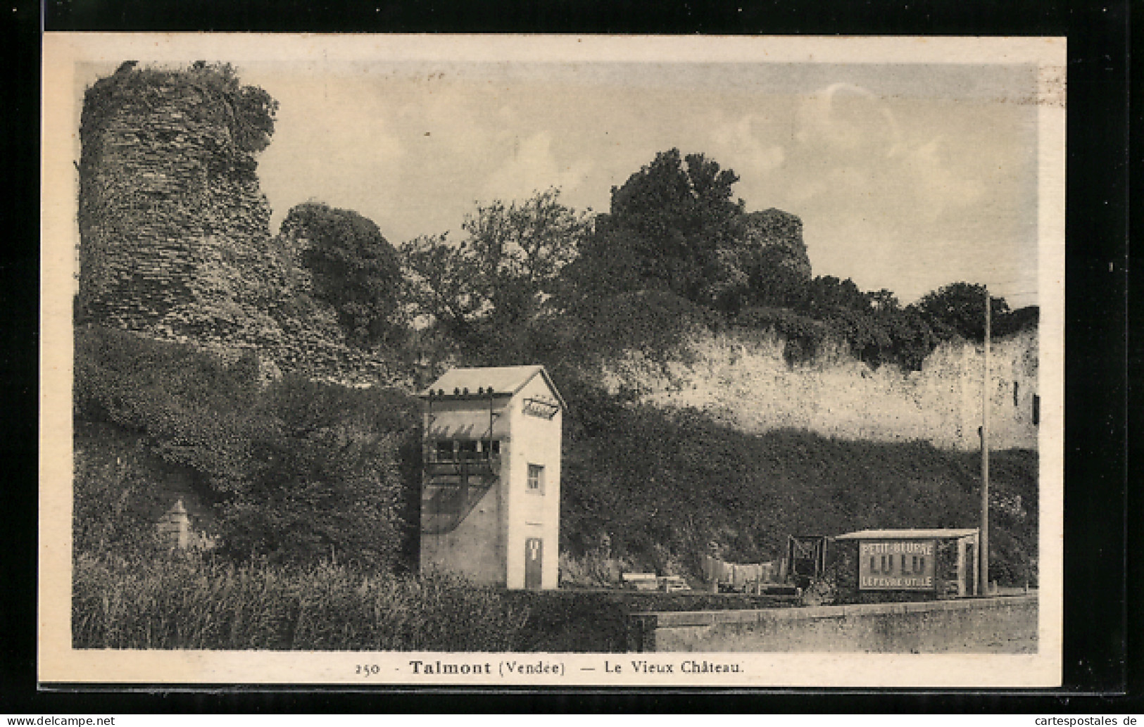 CPA Talmont, Le Vieux Château  - Autres & Non Classés