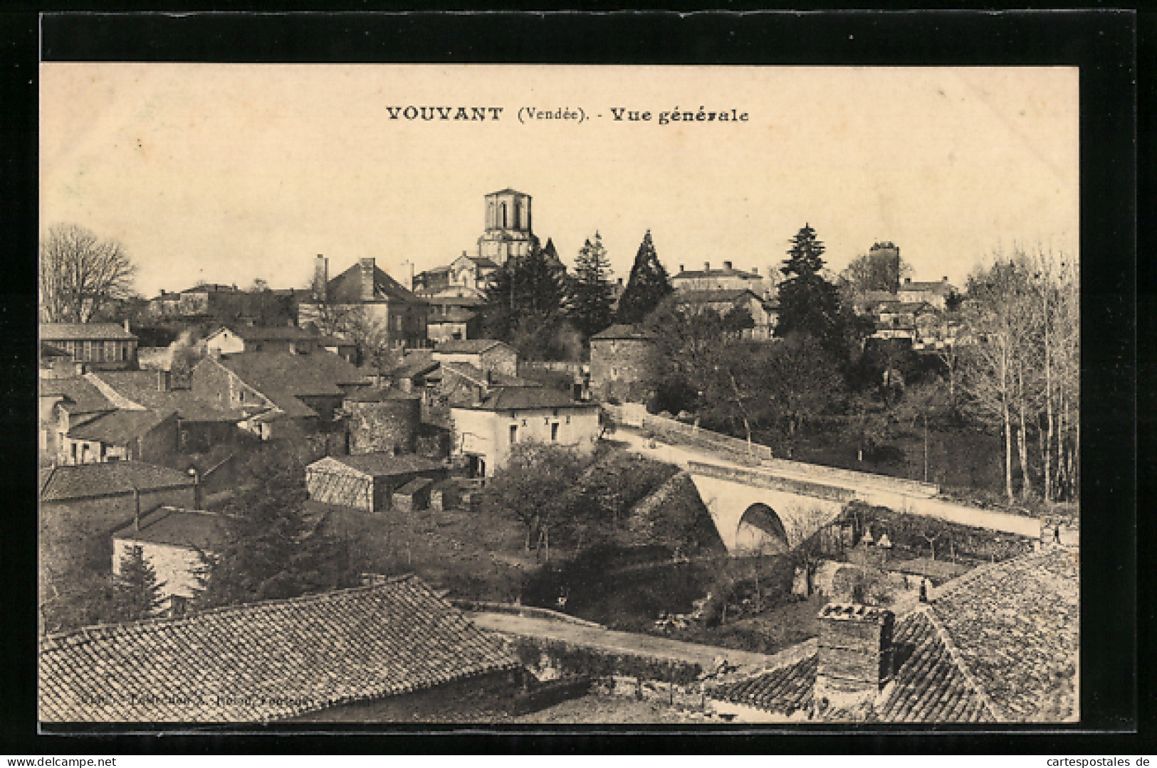 CPA Vouvant, Vue Générale, Blick In Den Ort  - Autres & Non Classés