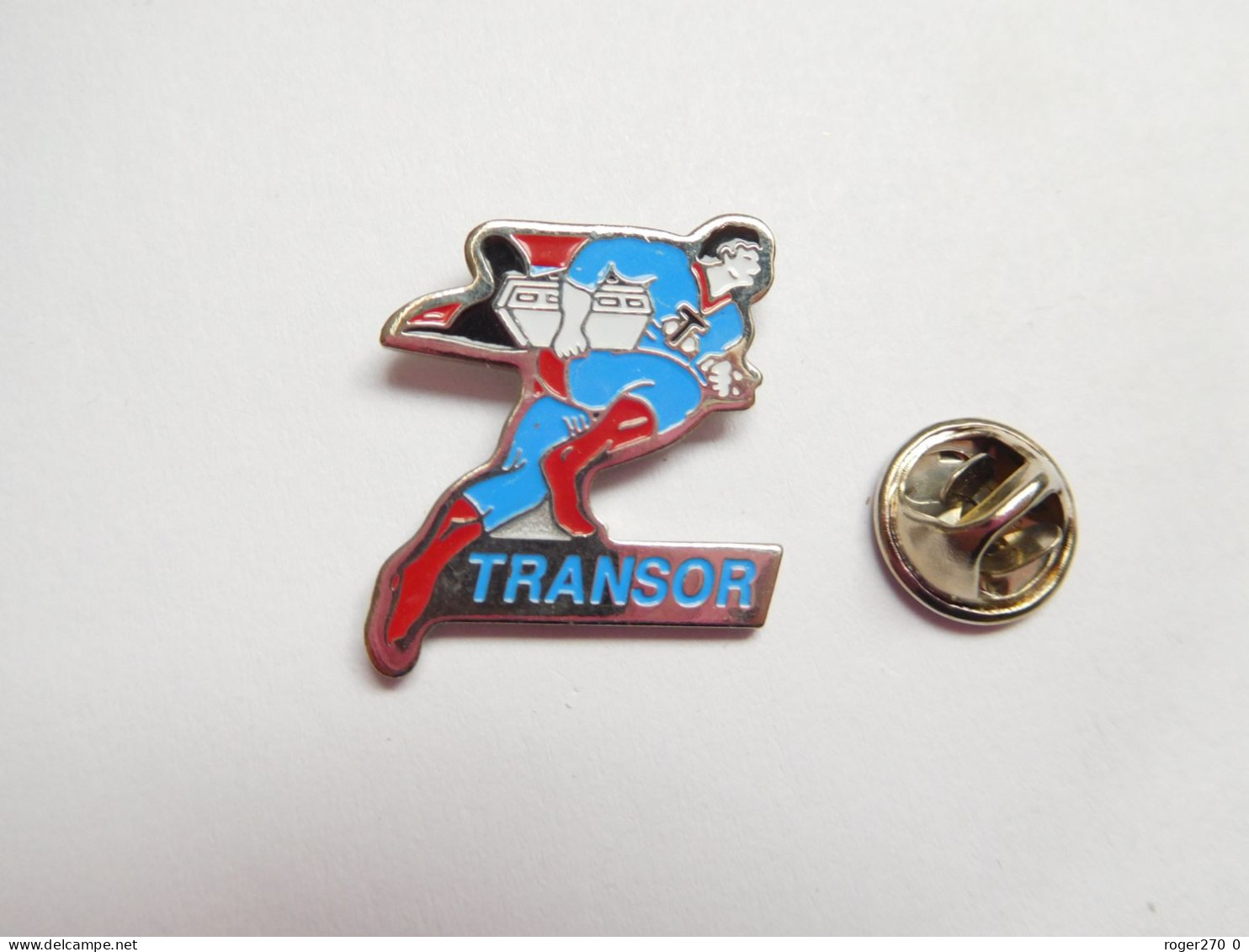 Beau Pin's , Marque Transor  , Systèmes De  Filtration , Superman - Marques