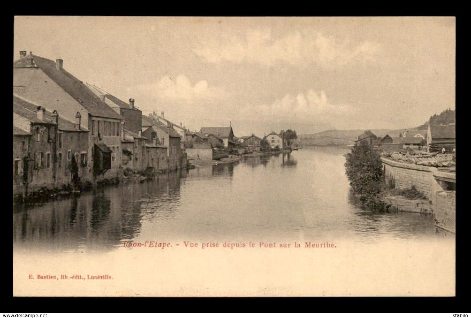 88 - RAON-L'ETAPE - VUE PRISE DEPUIS LE PONT SUR LA MEURTHE - Raon L'Etape