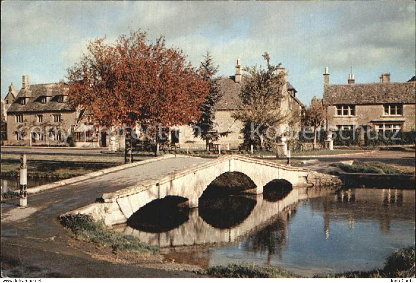 72438010 Bourton-on-the-Water Gloucestershire River Windrush Stone Bridges  - Other & Unclassified