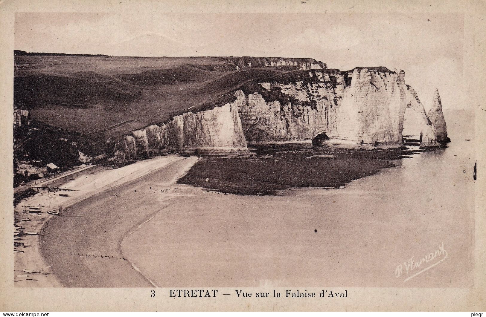 76254 01 32#0 - ETRETAT - VUE SUR LA FALAISE D'AVAL - Etretat