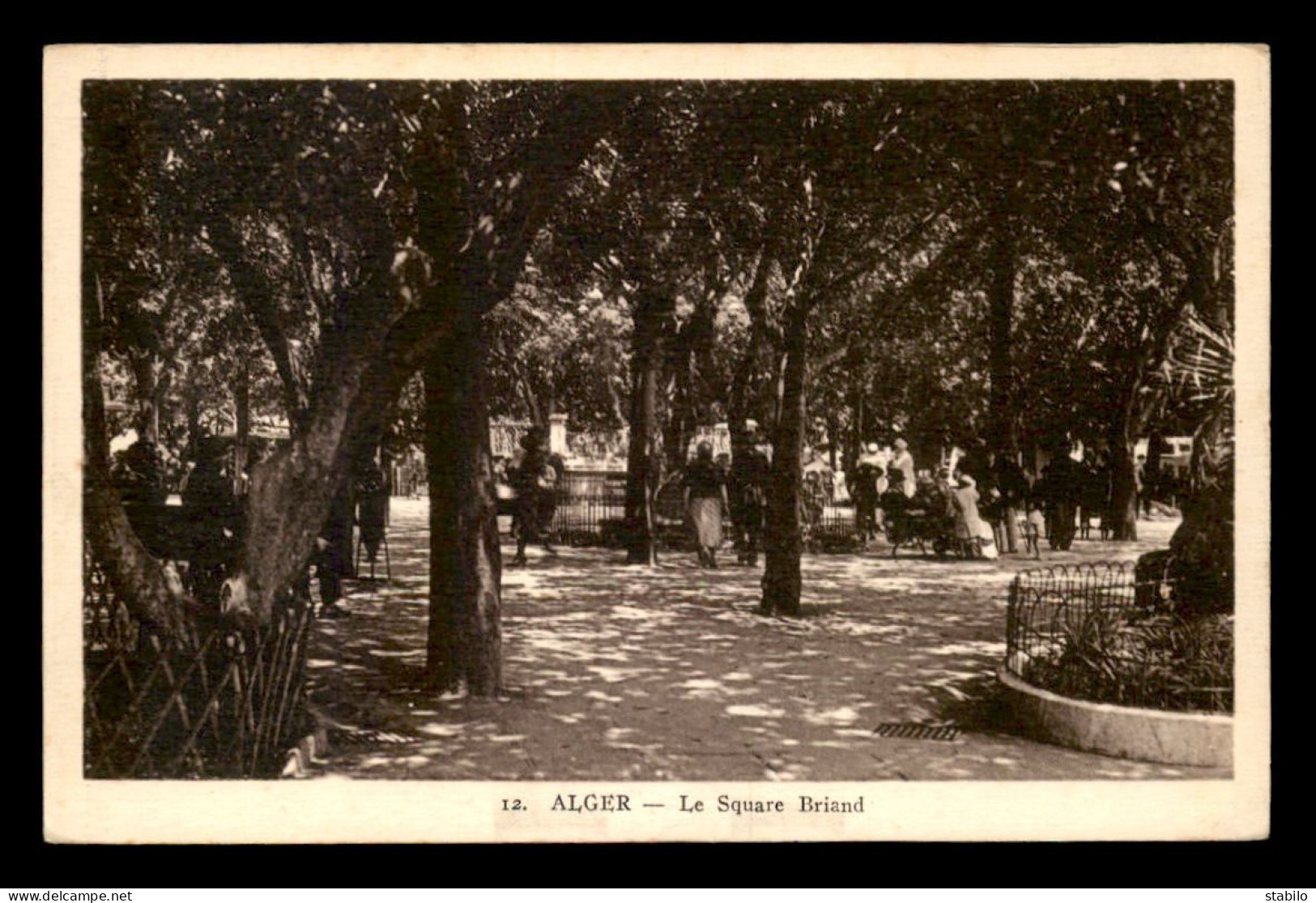 ALGERIE - ALGER - SQUARE BRIAND - Alger