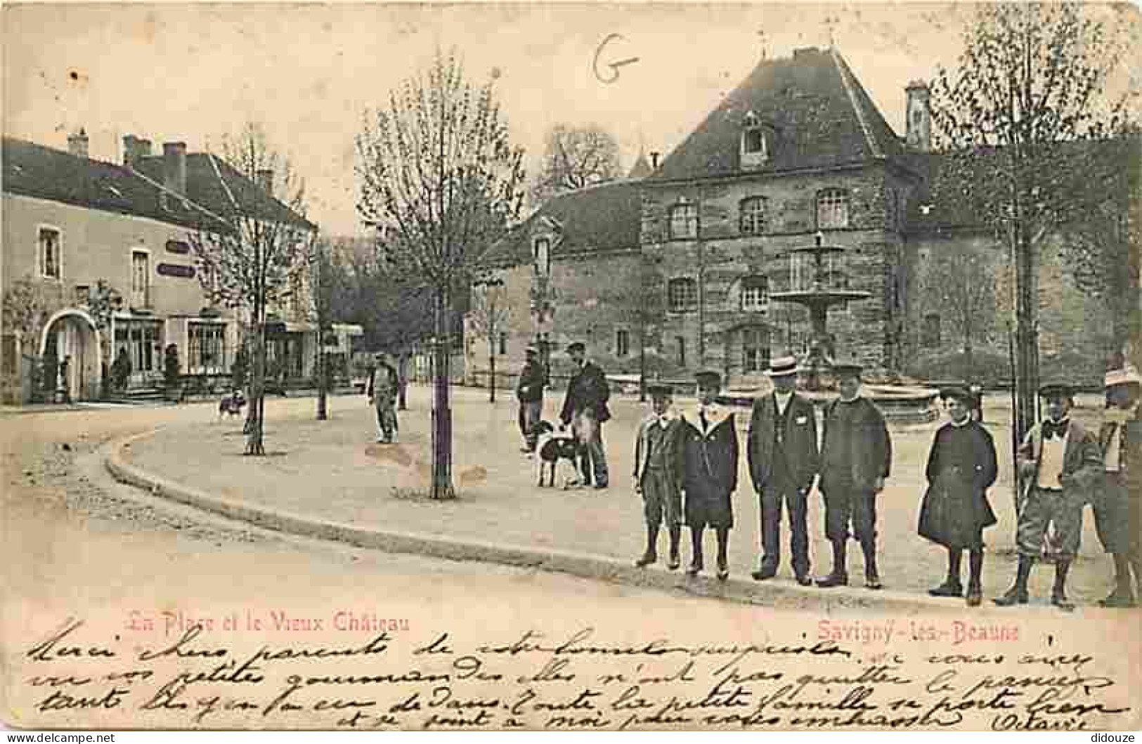 21 - Savigny Les Beaune - La Place Et Le Vieux Chateau - Précurseur - Oblitération Ronde De 1904 - CPA - Voir Scans Rect - Autres & Non Classés