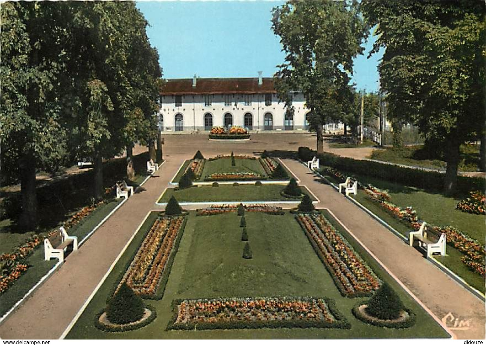 82 - Castelsarrasin - La Gare Et Les Jardins - Carte Neuve - CPM - Voir Scans Recto-Verso - Castelsarrasin