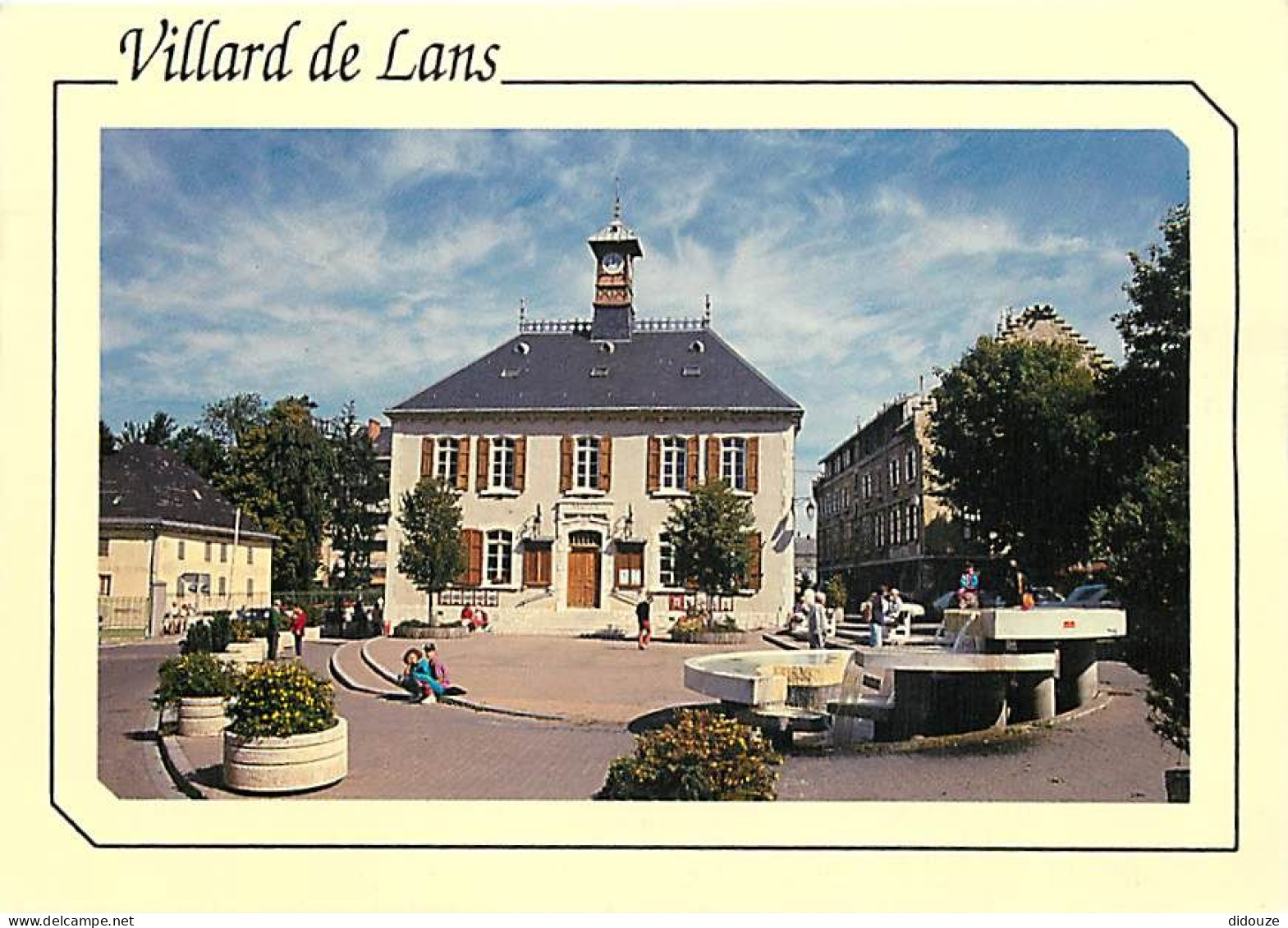 38 - Villard De Lans - La Place Du Centre - Carte Neuve - CPM - Voir Scans Recto-Verso - Villard-de-Lans