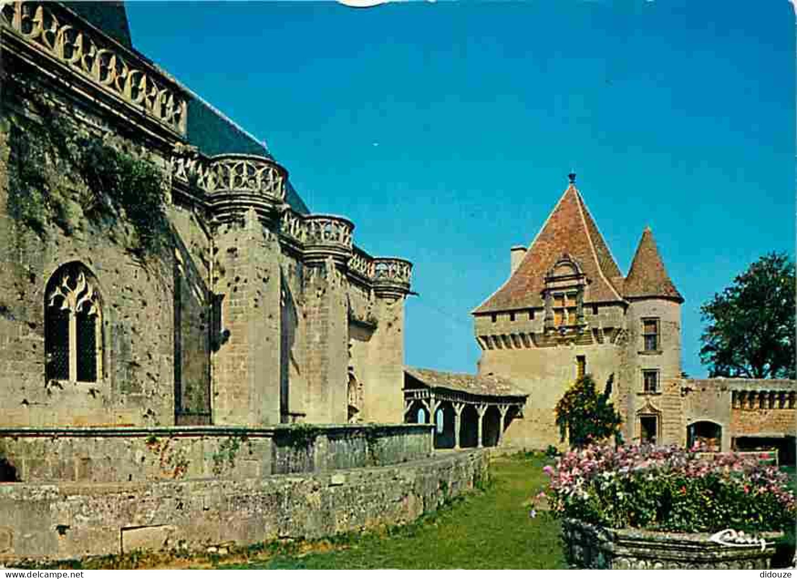 24 - Biron - Le Château - CPM - Voir Scans Recto-Verso - Autres & Non Classés