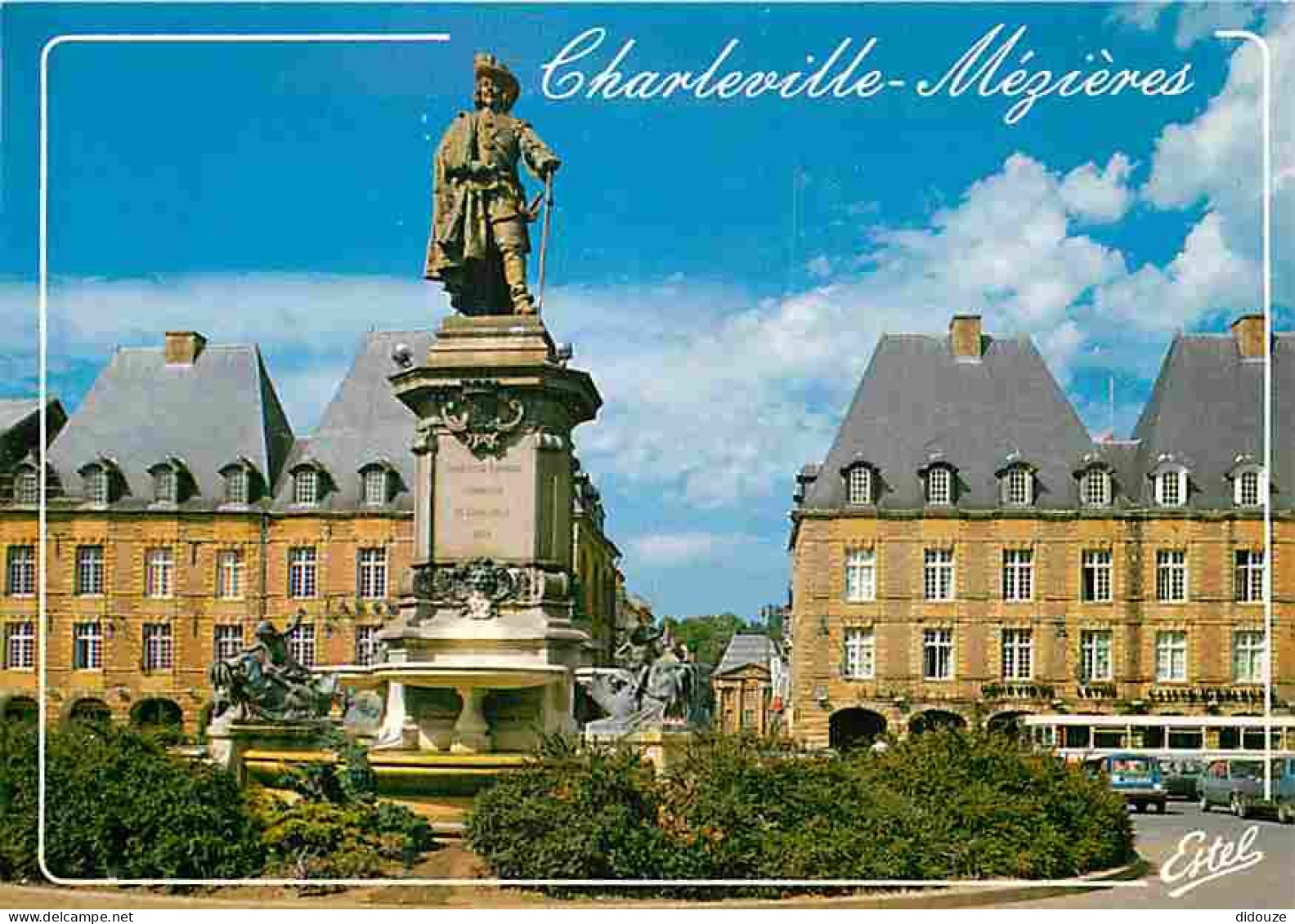 08 - Charleville Mézières - La Place Ducale - La Statue De Charles De Gonzague - Automobiles - Carte Neuve - CPM - Voir  - Charleville