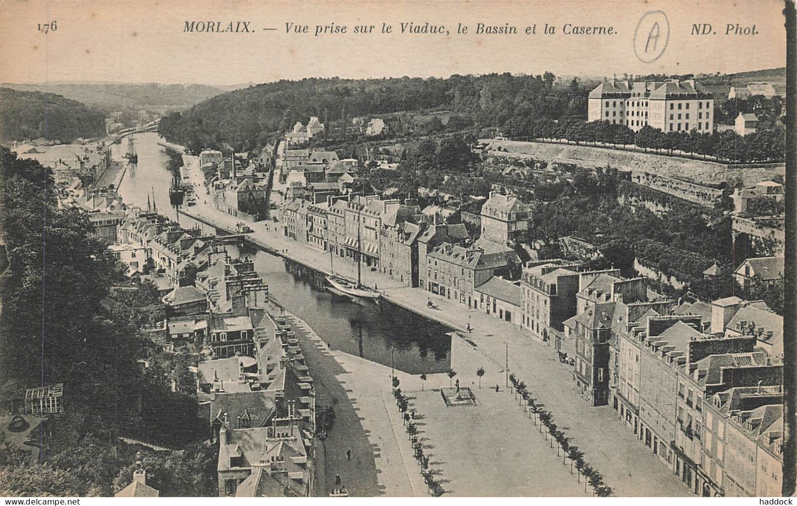 MORLAIX : LE BASSIN ET LA CASERNE - Morlaix