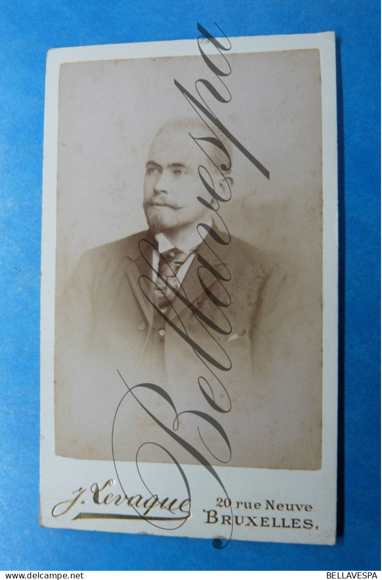 C.D.V. Carte De Visite. Atelier Portret Photo J.Levaque Bruxelles  Photographer - Personnes Identifiées