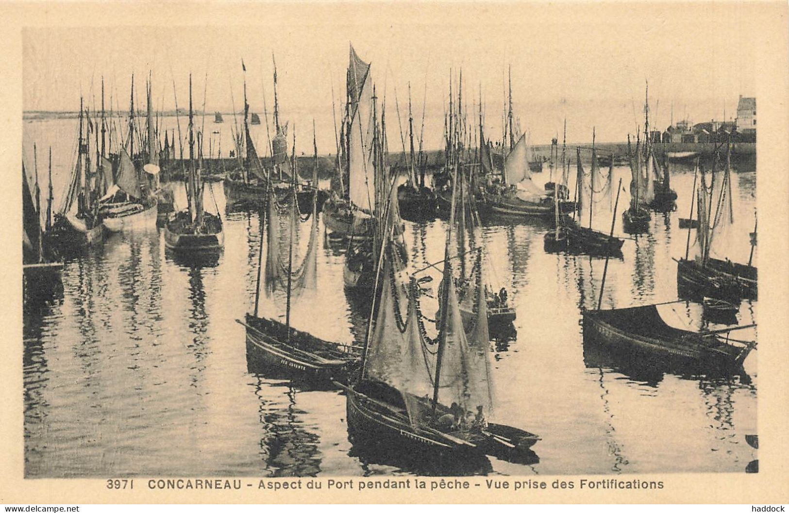 CONCARNEAU : ASPECT DU PORT PENDANT LA PECHE - Concarneau