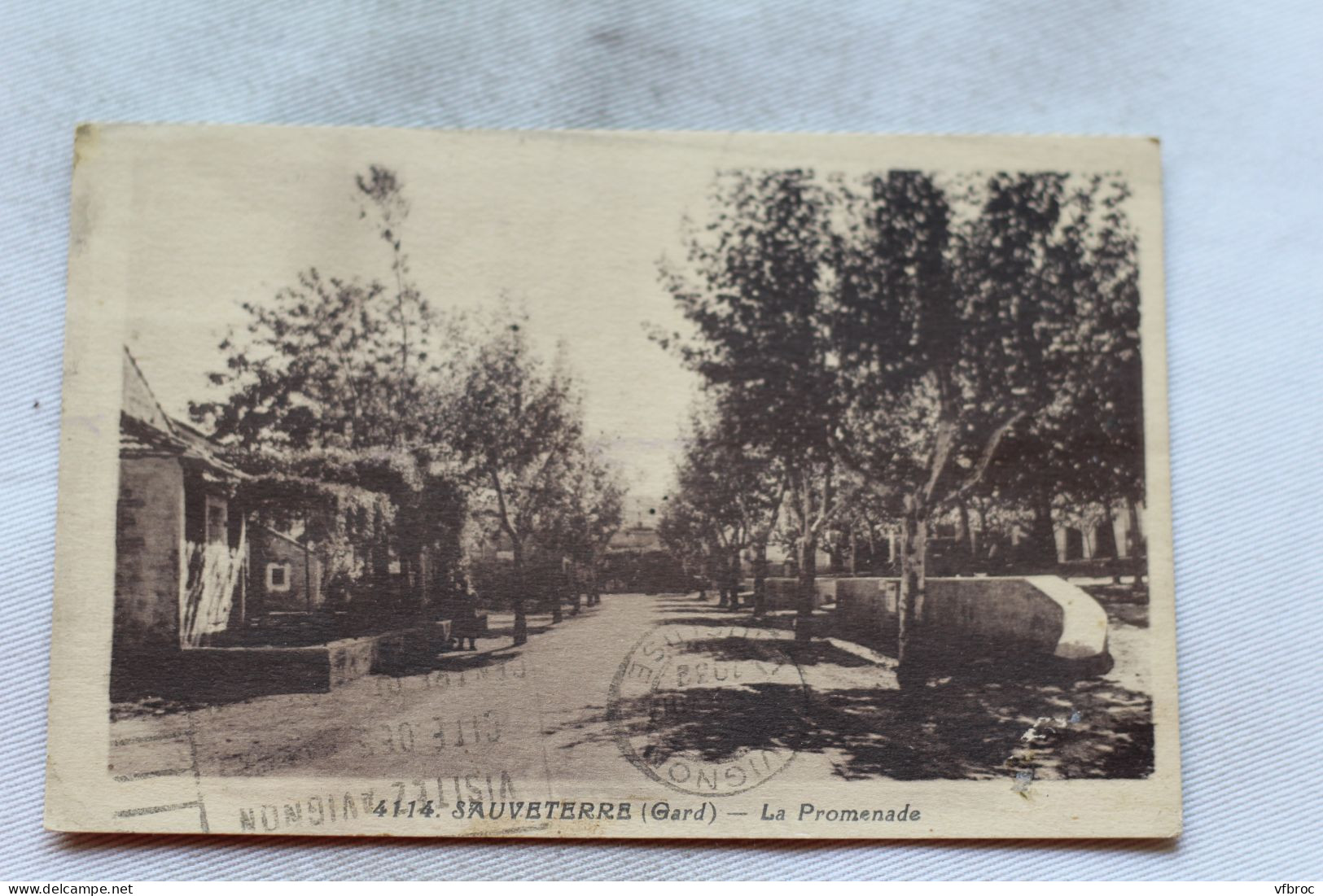 N687, Cpa 1932, Sauveterre, La Promenade, Gard 30 - Other & Unclassified