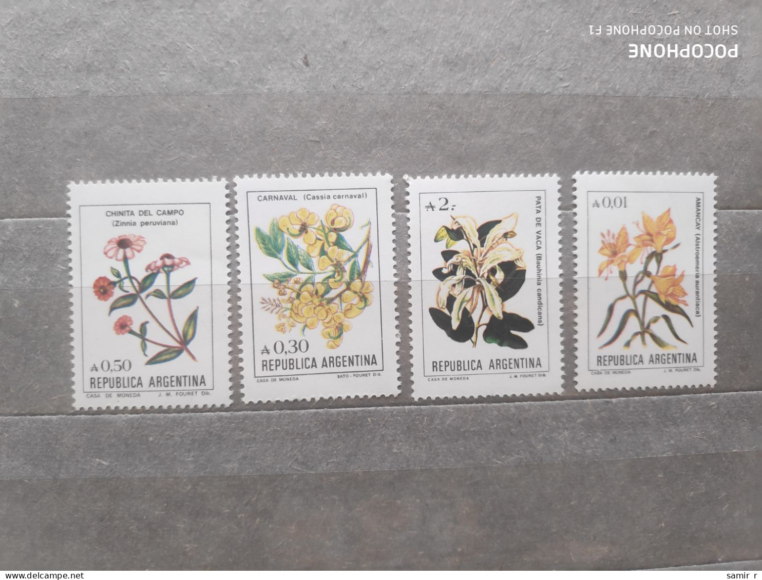 Argentina	Flowers (F97) - Unused Stamps