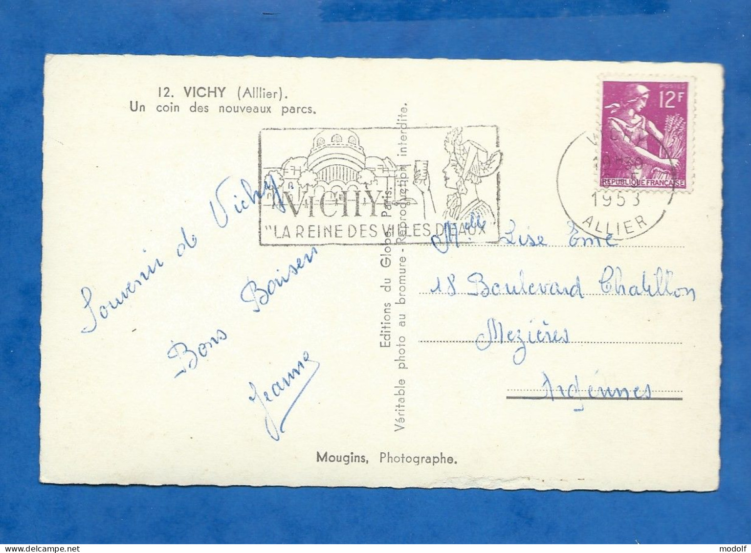 CPSM Dentelée - 03 - Vichy - Un Coin Des Nouveaux Parcs - Circulée En 1953 - Vichy