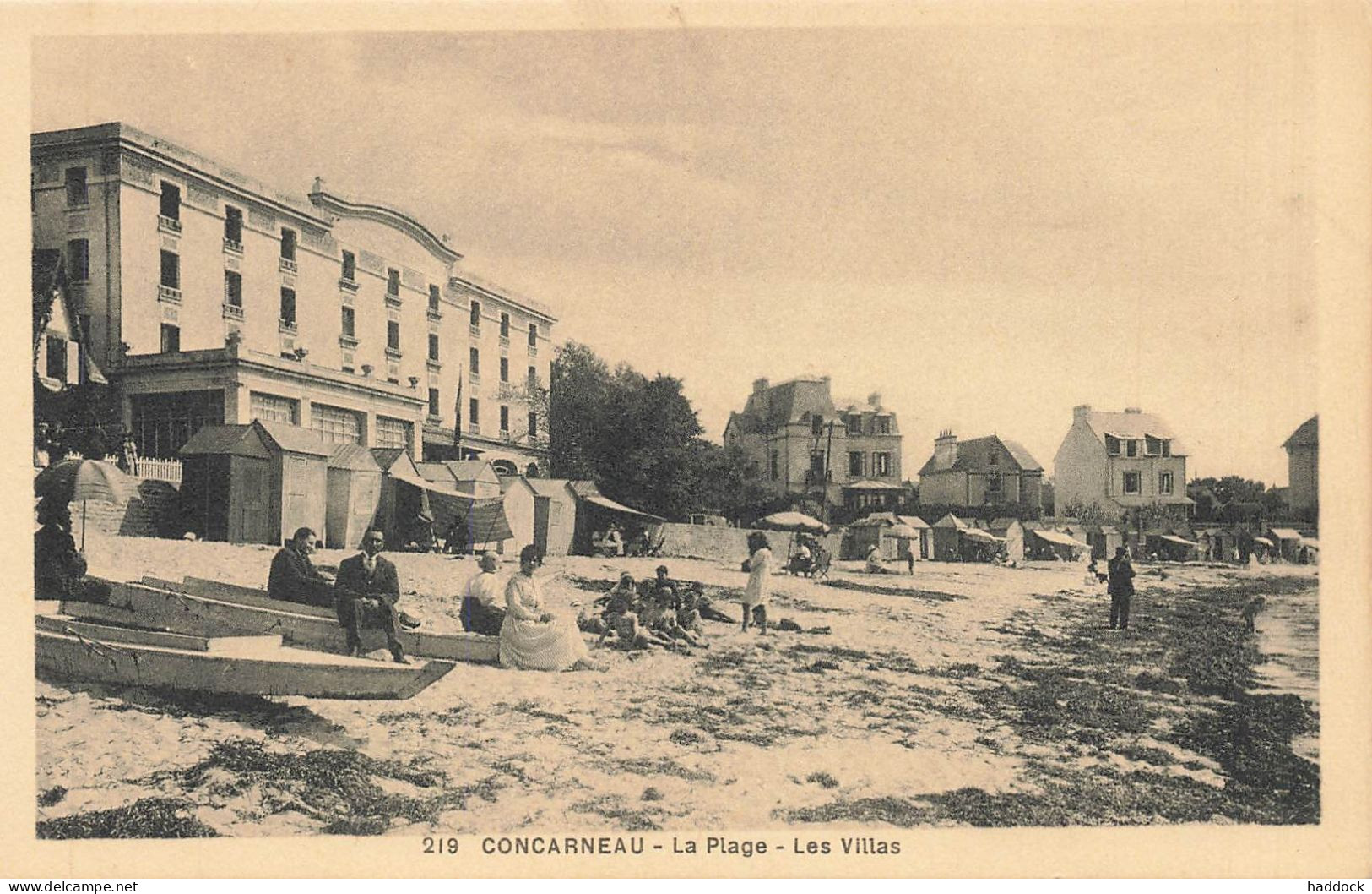 CONCARNEAU : LA PLAGE - LES VILLAS - Concarneau