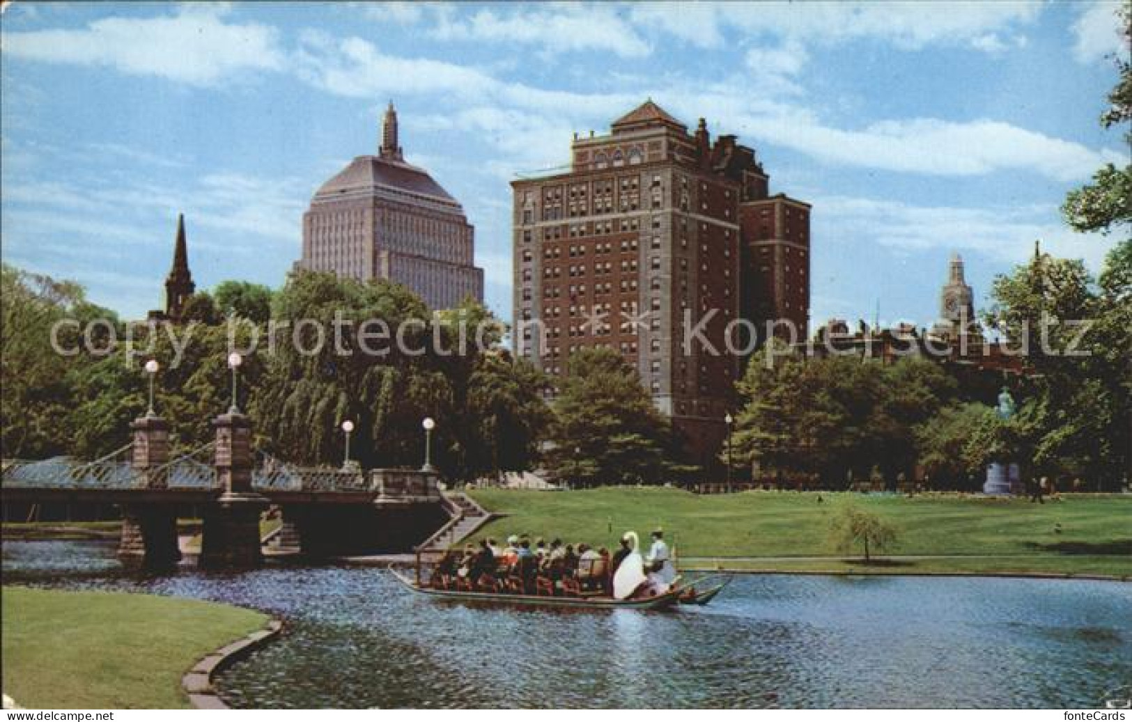 72172268 Boston_Massachusetts Swan Boat Gardens  - Autres & Non Classés