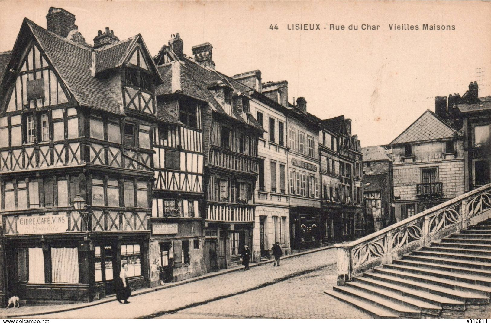 Lisieux Rue Du Char Vieilles Maisons - Lisieux